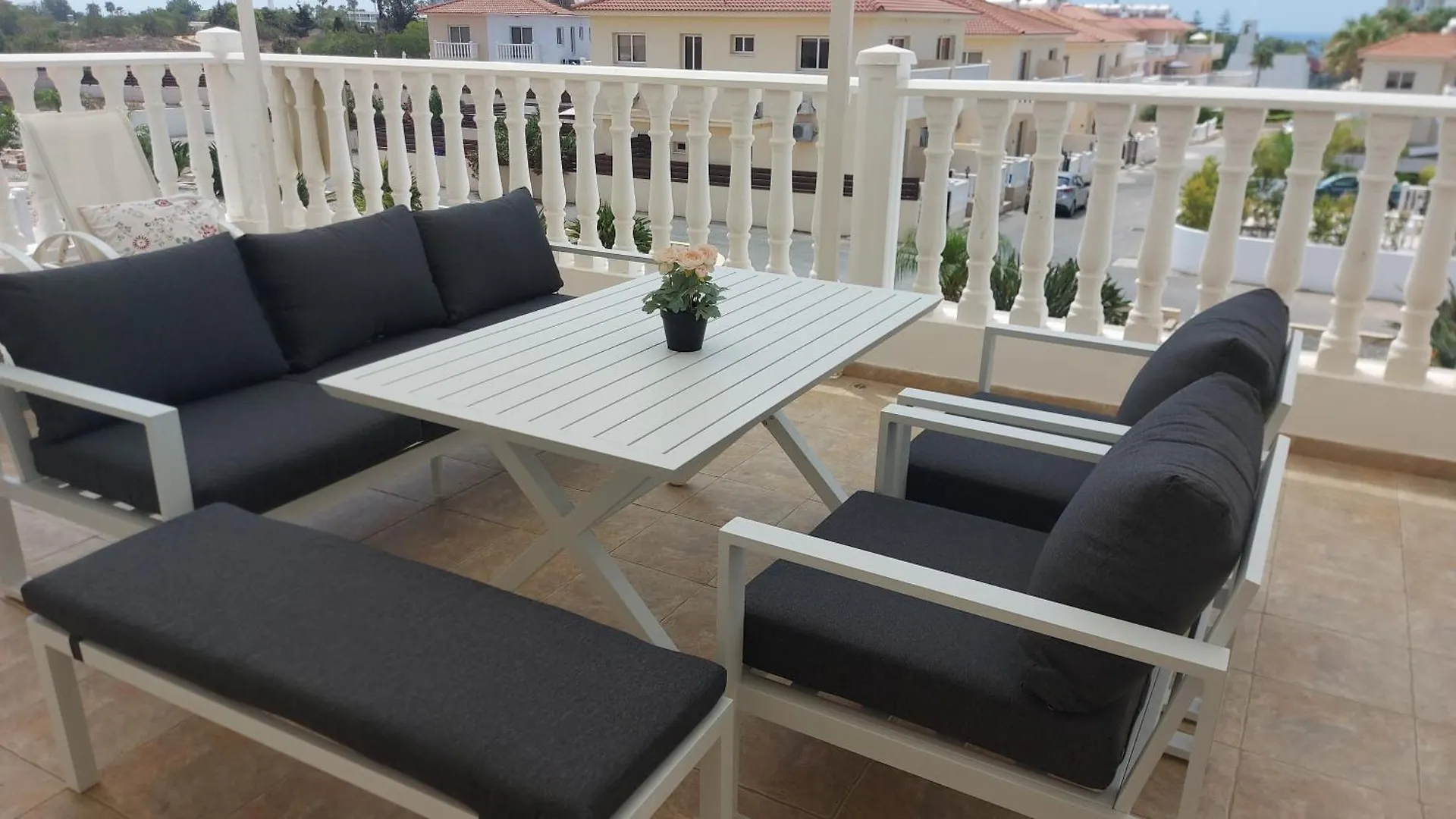 Nissi Golden Sands Sea View 2 Bedroom Apartment Ayia Napa